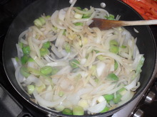 <SAMSUNG DIGITAL CAMERA> leeks and onions frying
